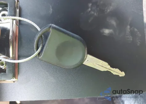 2004 Ford F-150 Lariat/Xlt z USA, uszkodzony, nr VIN 1FTPW12584FA47758